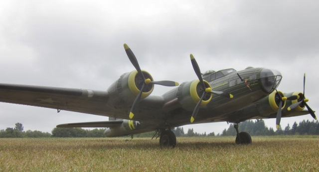 Finishing Those Foam ARF RC Scale Airplanes ... Scaling-Out the Atomik RC/Sonic Modell EPO ARF B-17